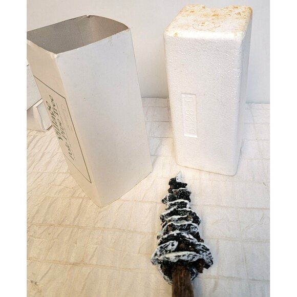 VTG 1991 Dept 56 Heritage Village 8'' Pole Pine Tree 5528-0 Cold Cast Porcelain - Picture 7 of 8